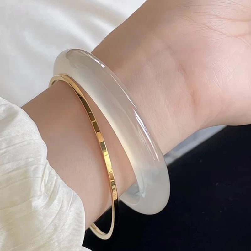 The Light Bangle – Handcrafted White Jade Bracelet Inspired by Legend